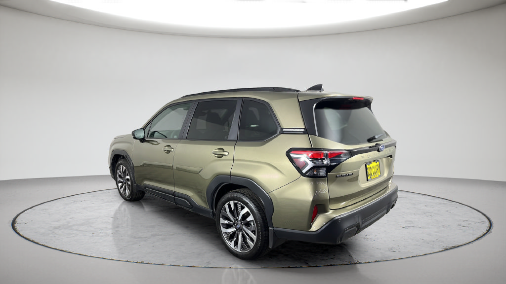 Used 2026 Subaru Forester Touring AWD/4WD image 11