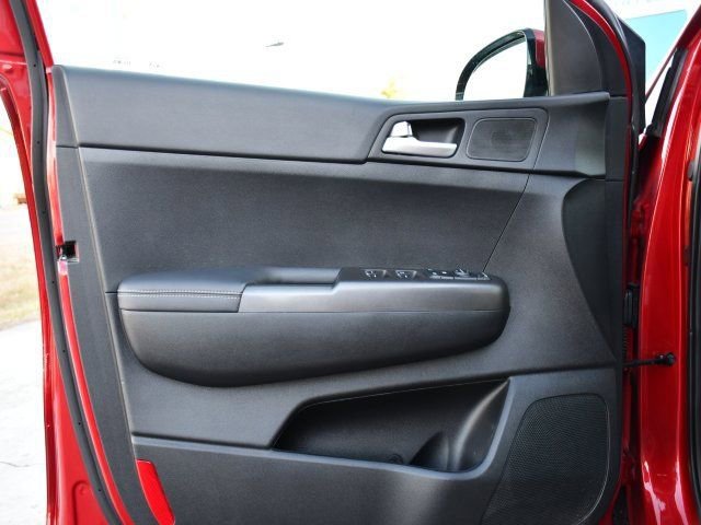 Used 2021 Kia Sportage LX w/ LX AWD Popular Package image 14