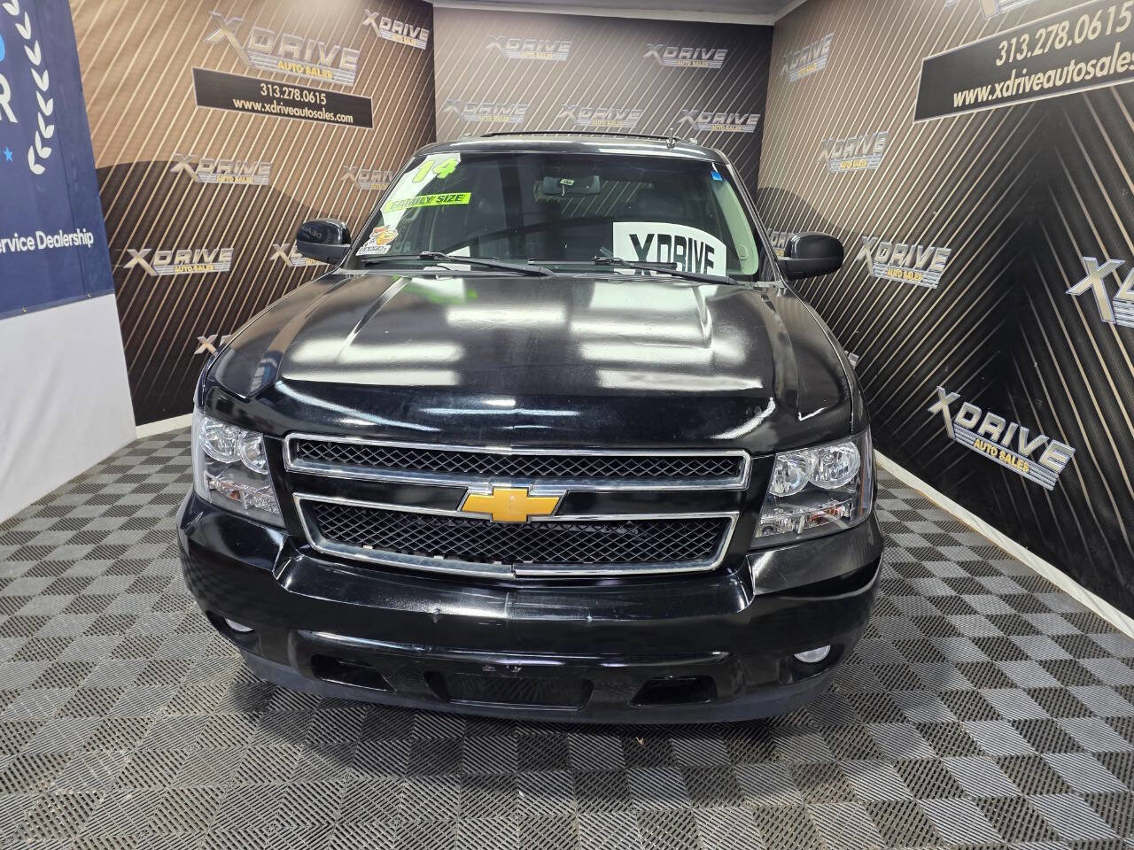 Used 2014 Chevrolet Suburban LT image 4