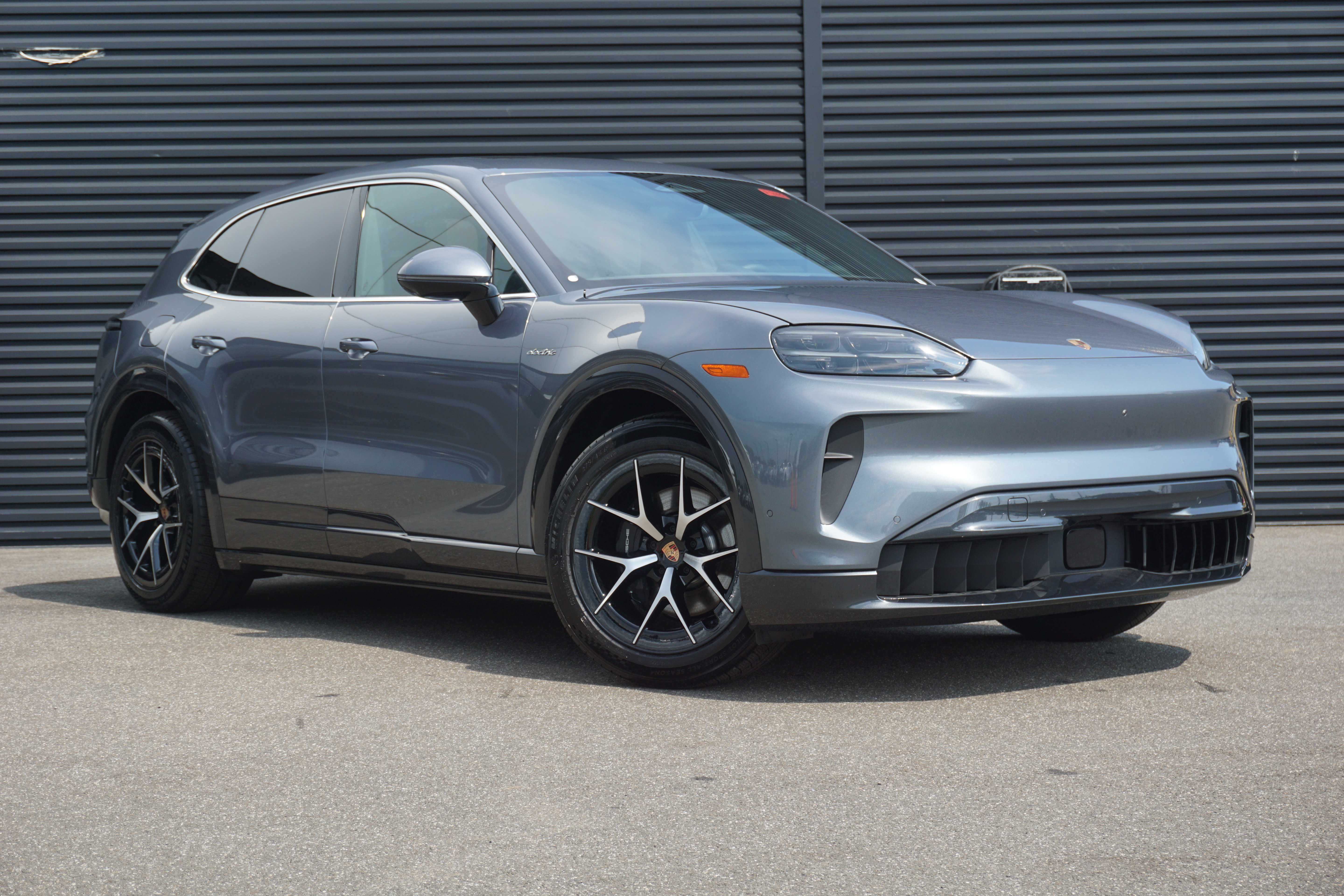 New 2026 Porsche Cayenne Electric AWD/4WD image 10