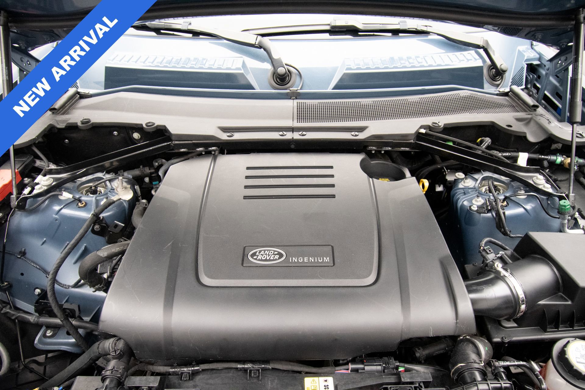 Used 2024 Land Rover Defender 110 S image 38