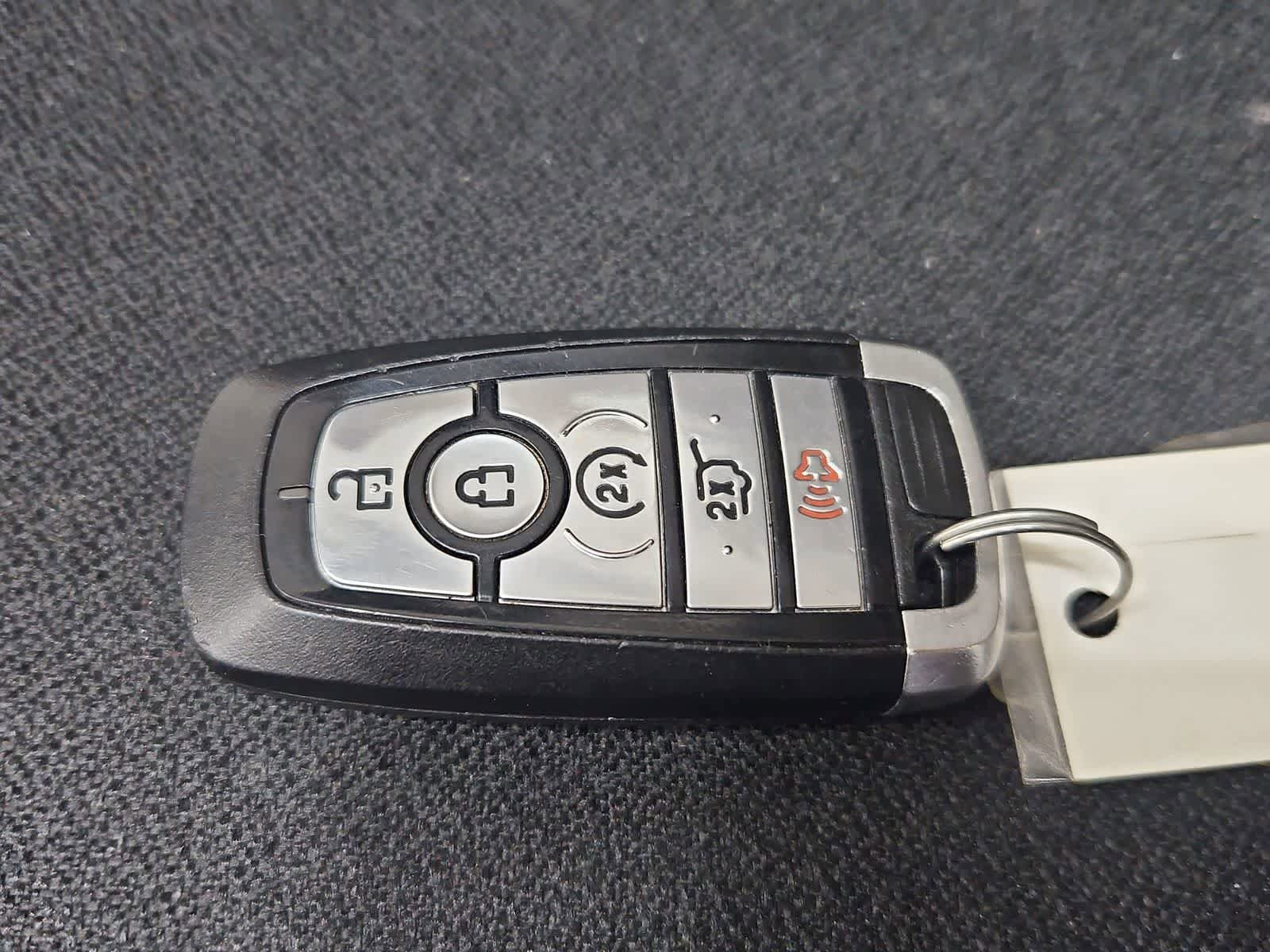 Used 2020 Ford Escape SE Sport AWD/4WD image 36