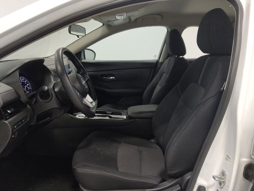 Used 2024 Nissan Sentra SV image 17