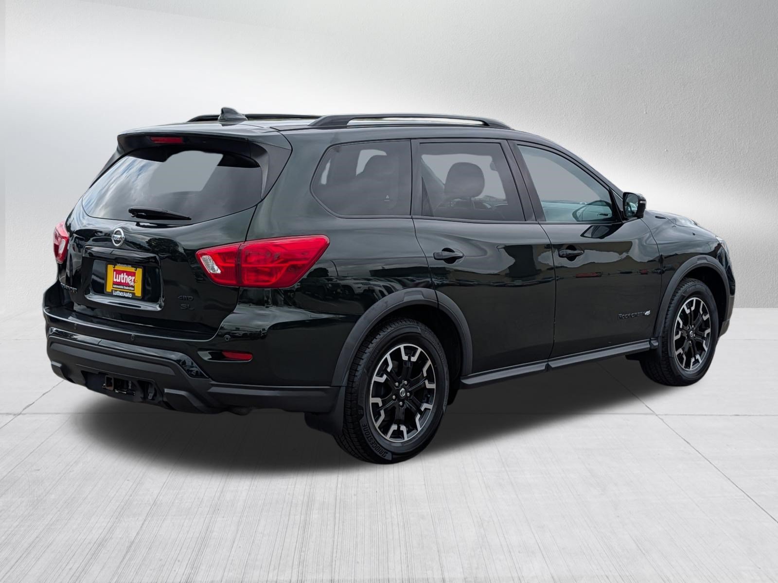 Used 2019 Nissan Pathfinder SL AWD/4WD image 7