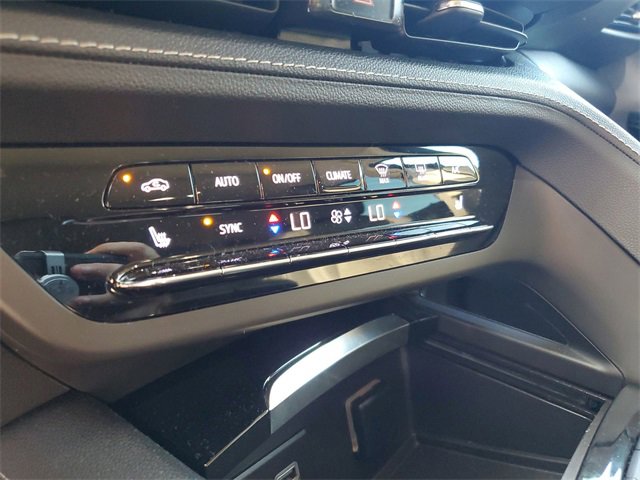 Used 2021 Buick Envision Essence image 22