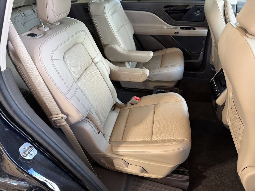 Certified 2023 Lincoln Aviator Reserve w/ Equipment Group 201A AWD/4WD image 31