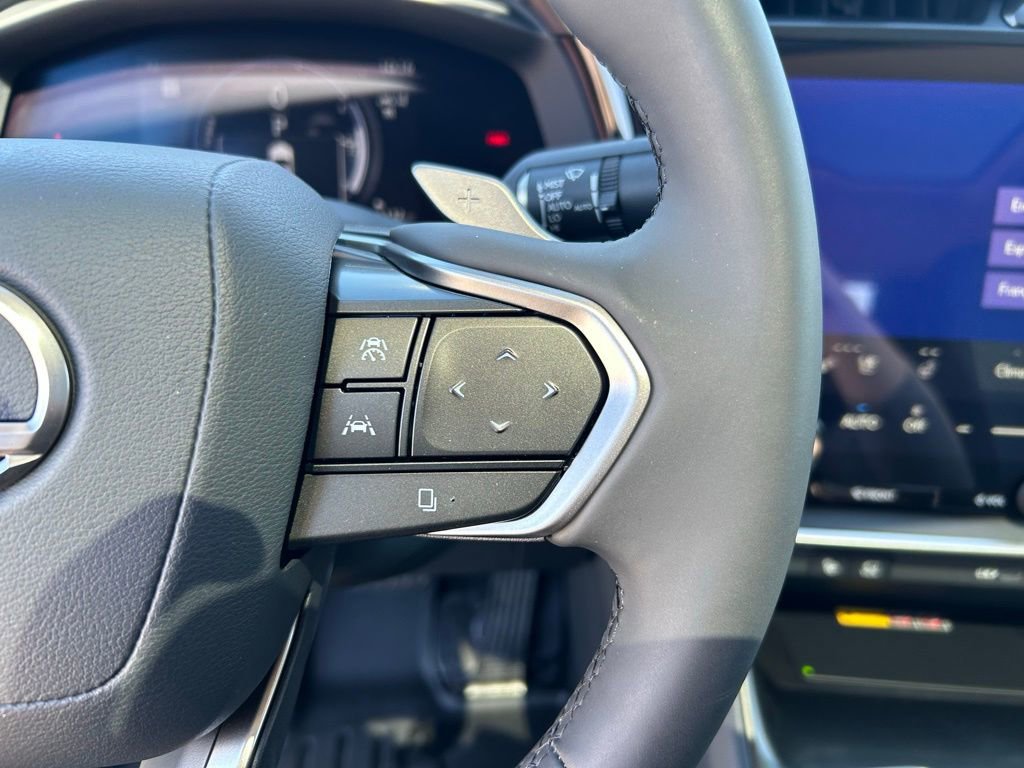 Used 2025 Lexus RZ 450e w/ Technology Package image 23