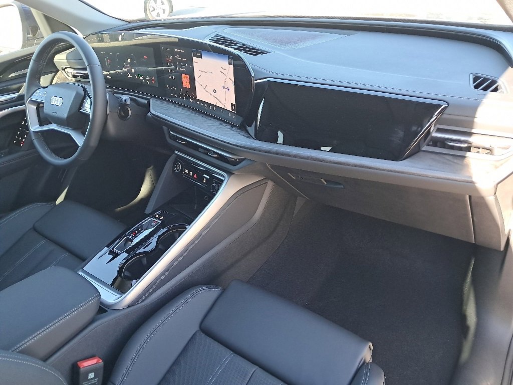 New 2025 Audi Q5 Premium Plus image 13