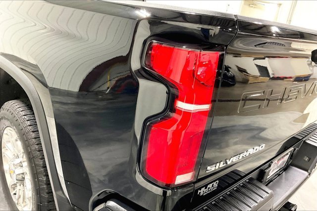 Used 2025 Chevrolet Silverado 2500 LTZ w/ Z71 Chrome Sport Edition AWD/4WD image 29