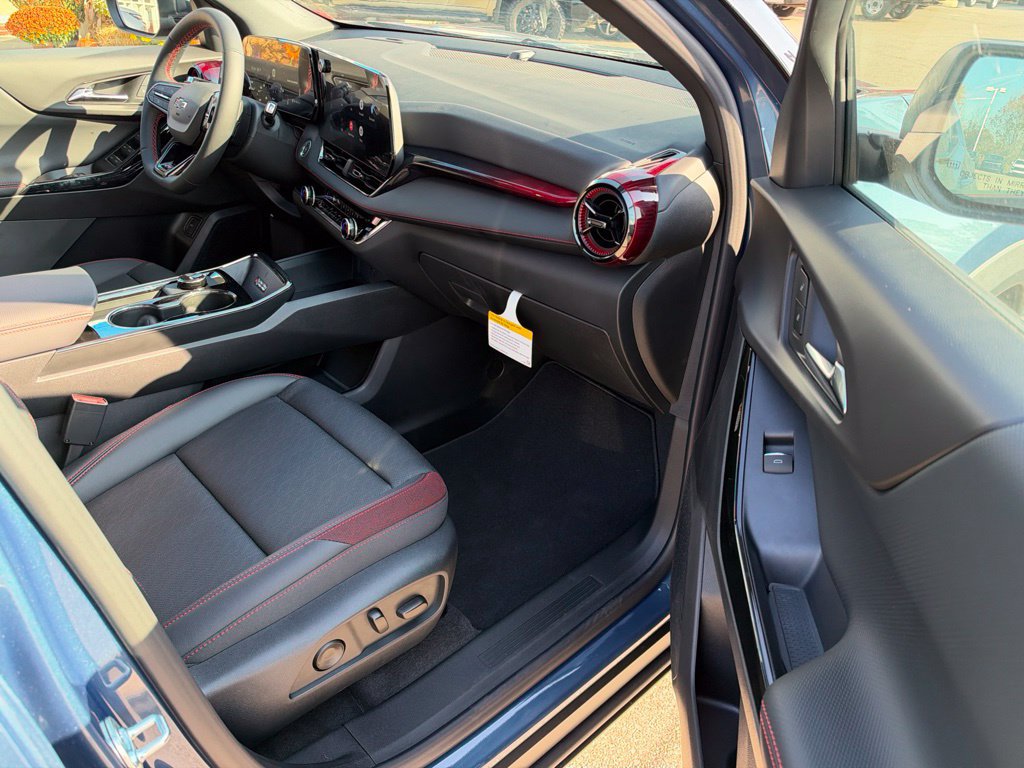 New 2027 Chevrolet Equinox RS w/ Safety and Technology Package AWD/4WD image 44