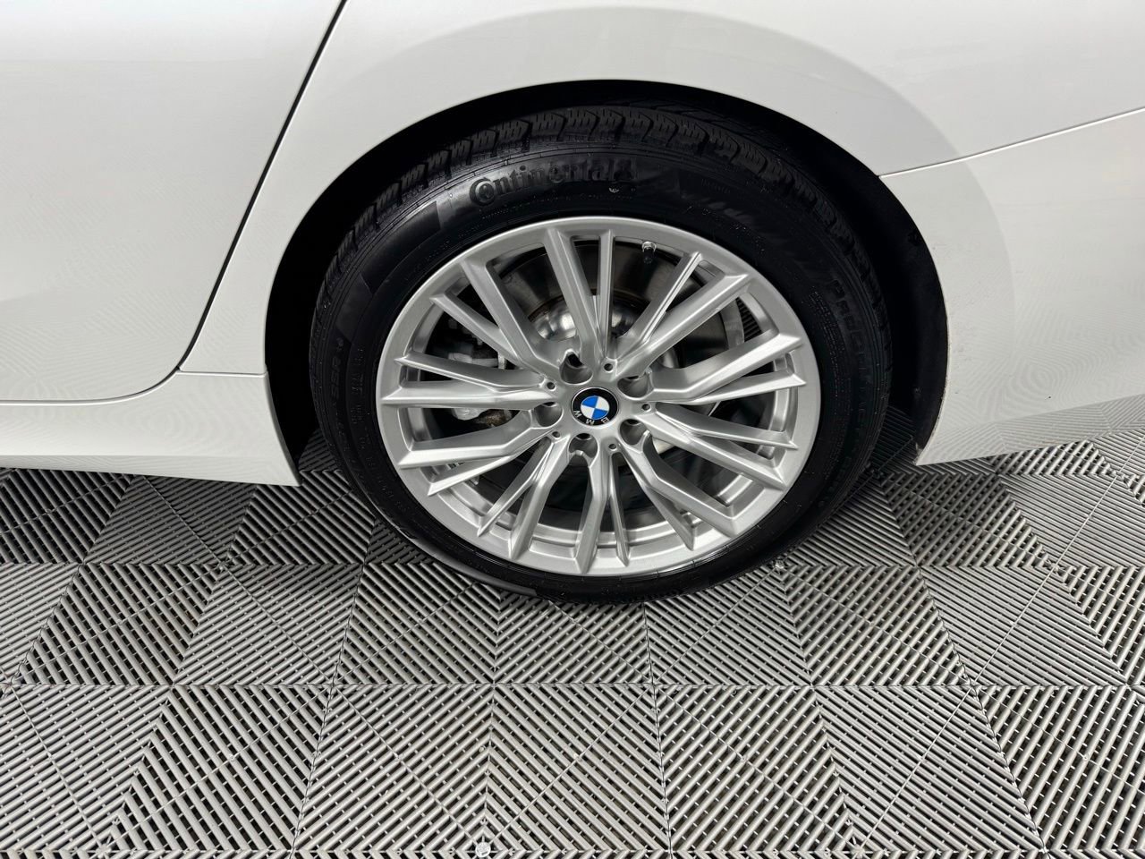 Used 2024 BMW 330i Sedan image 35