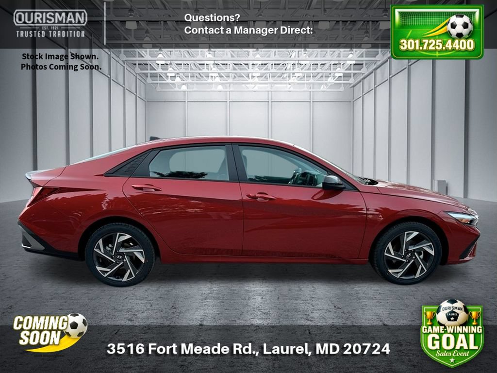Certified 2025 Hyundai Elantra Sport FWD image 3