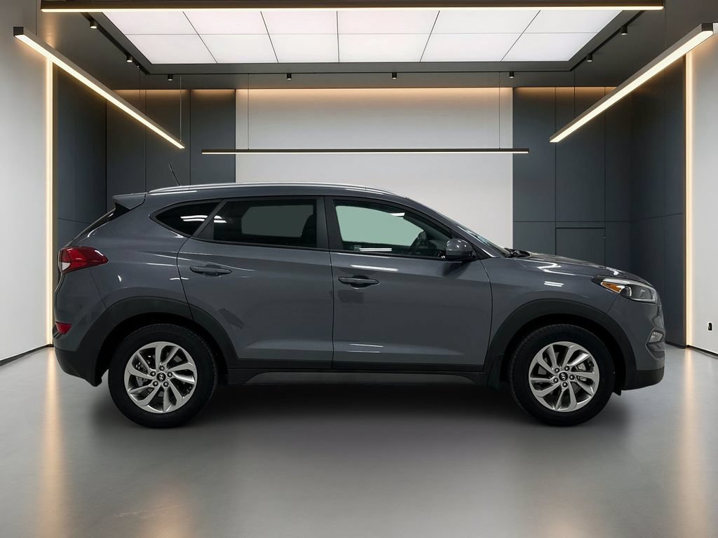 Used 2016 Hyundai Tucson SE w/ Option Group 02 FWD image 7
