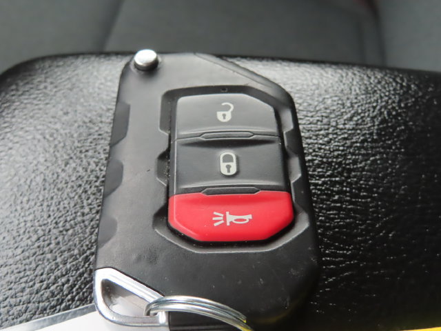 Used 2024 Jeep Wrangler Unlimited Rubicon AWD/4WD image 37