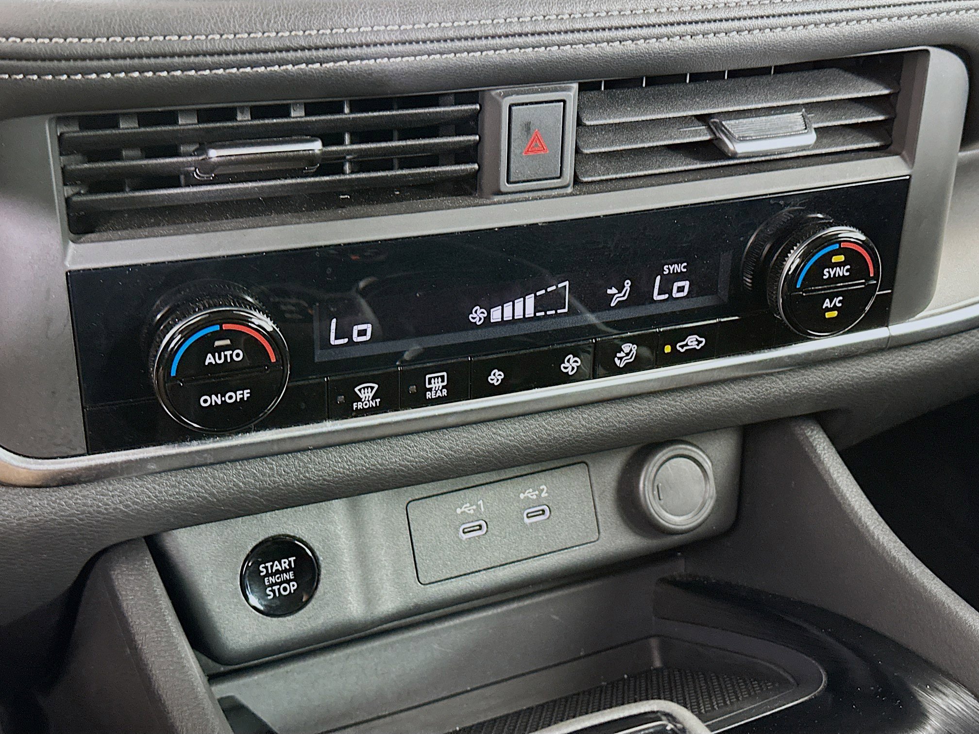 Used 2025 Nissan Rogue SV image 23