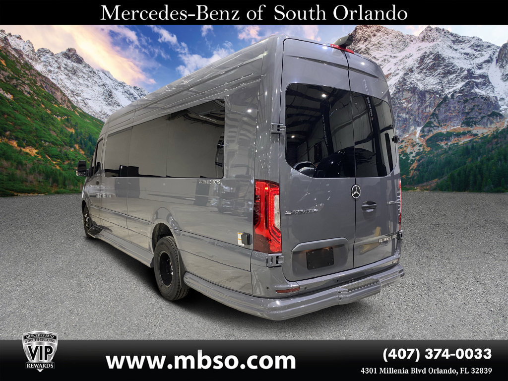 Used 2025 Mercedes-Benz Sprinter 3500 image 29