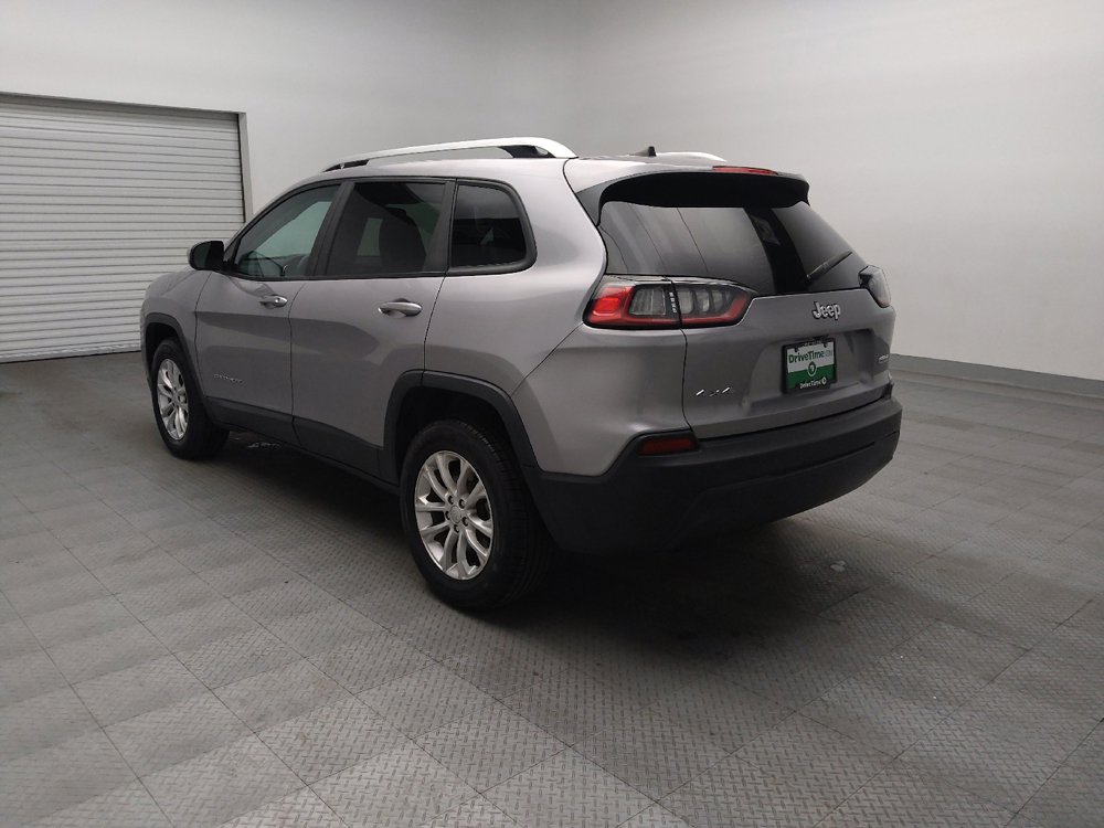 Used 2020 Jeep Cherokee Latitude AWD/4WD image 5