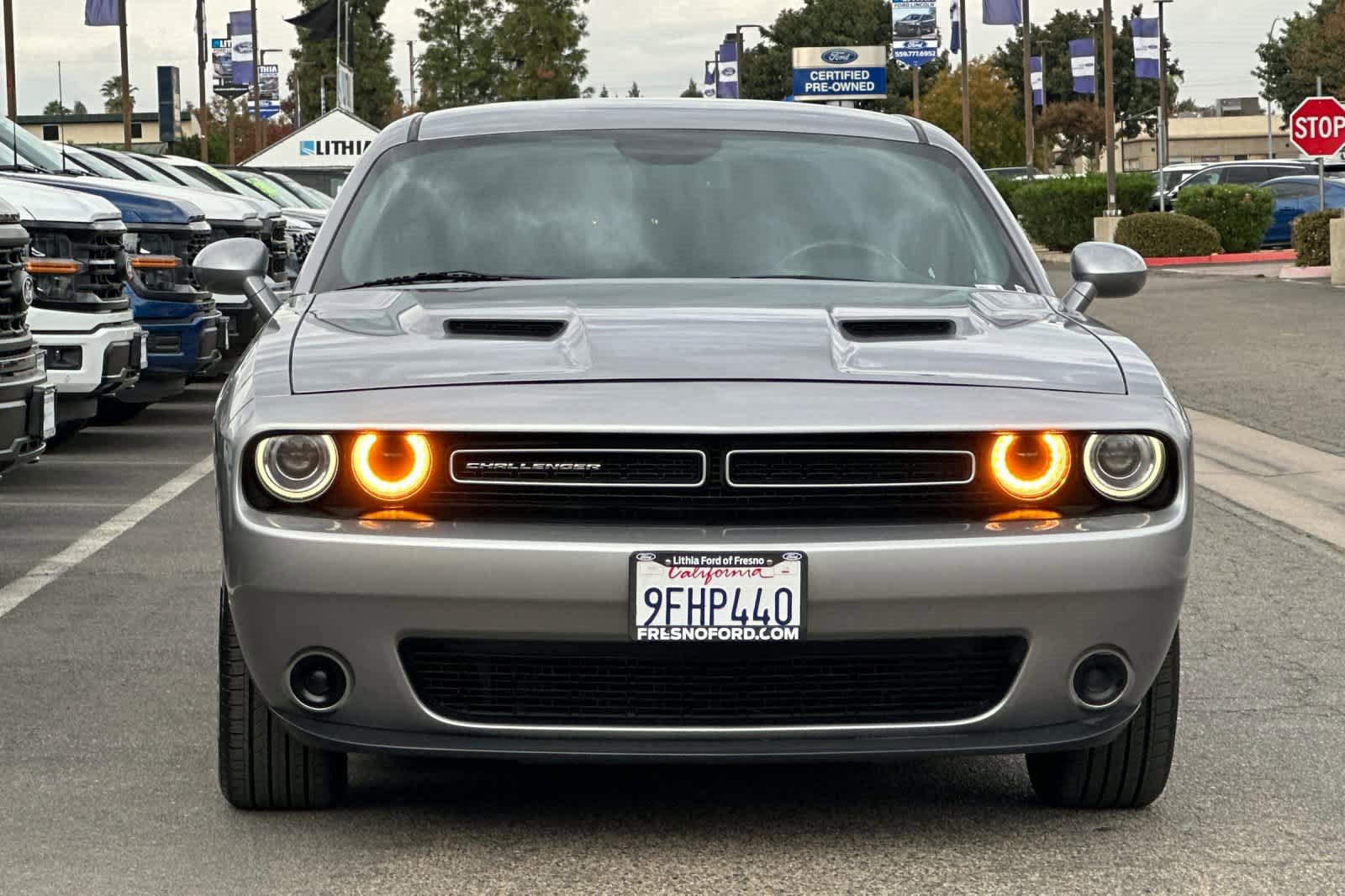 Used 2018 Dodge Challenger SXT image 10