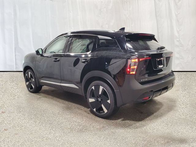 Used 2025 Nissan Kicks SR AWD/4WD image 2