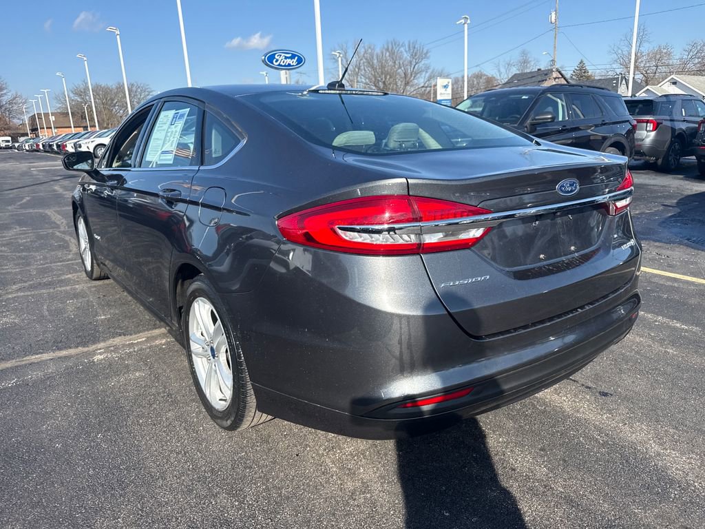 Used 2018 Ford Fusion S image 9
