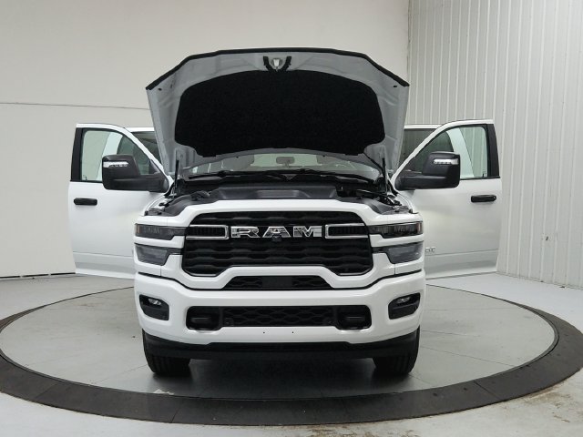 New 2026 RAM 2500 Big Horn AWD/4WD image 11