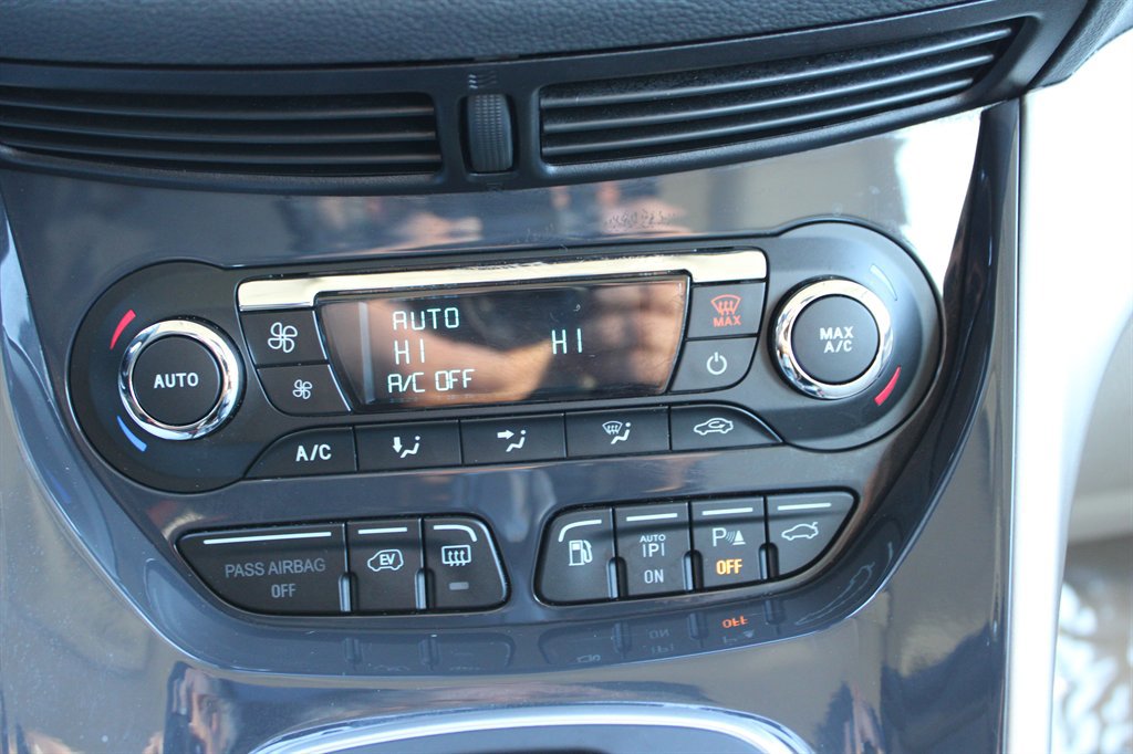 Used 2013 Ford C-MAX Energi SEL image 26