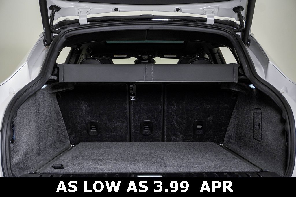 Used 2025 Aston Martin DBX 707 image 30