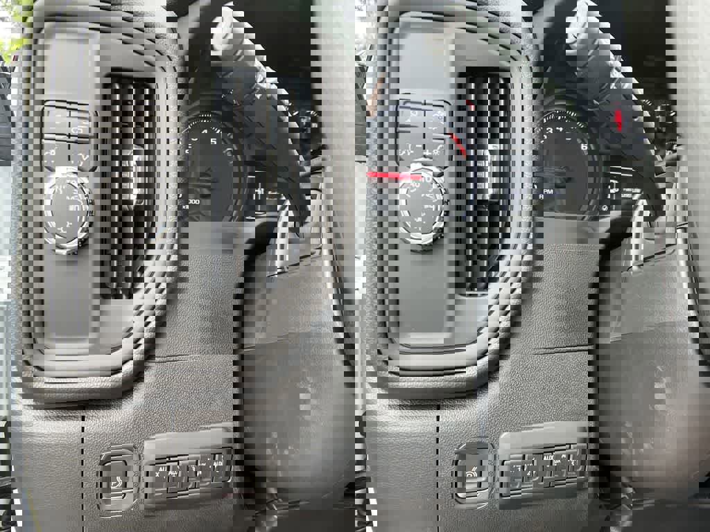 New 2024 GMC Sierra 3500 Pro w/ Convenience Package image 49