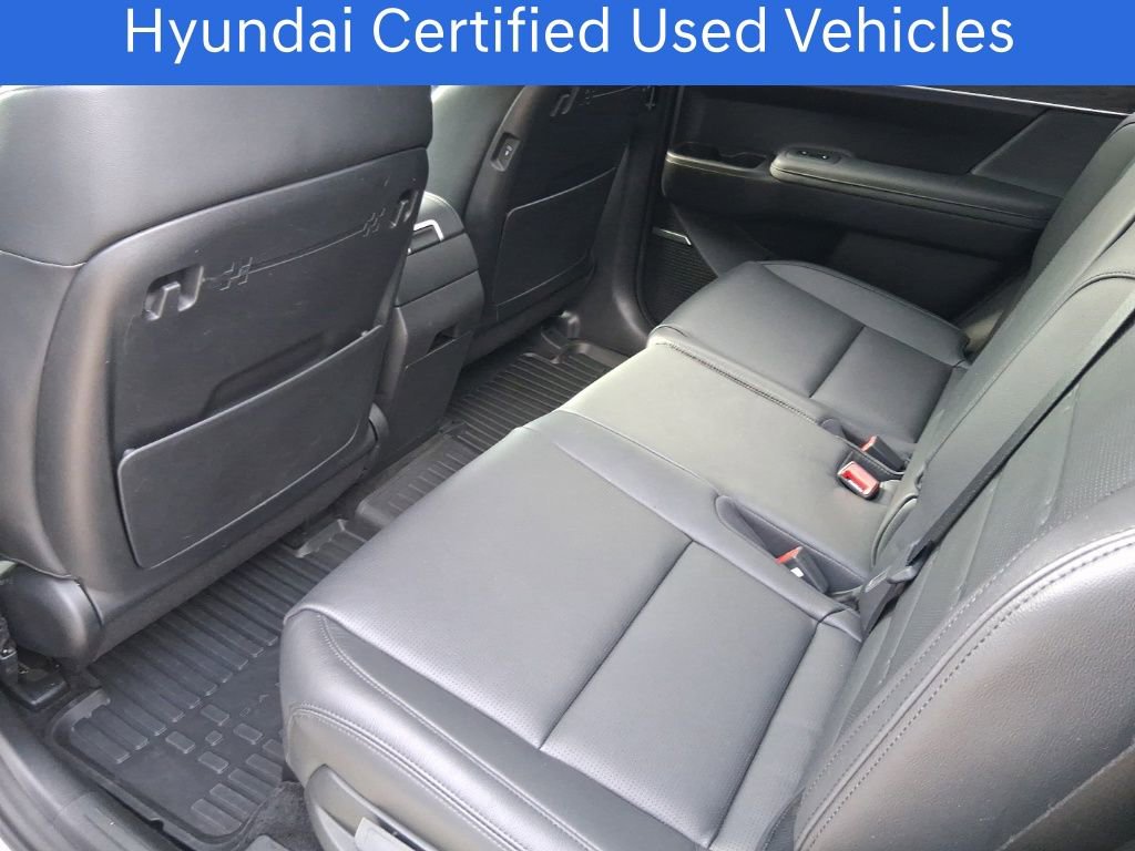 Used 2025 Hyundai Santa Fe Limited image 7