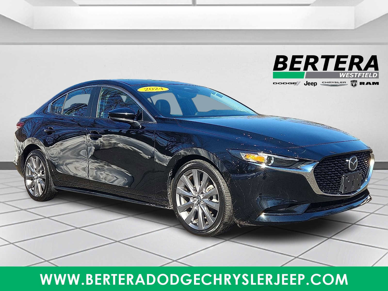 Used 2024 MAZDA MAZDA3 s image 1