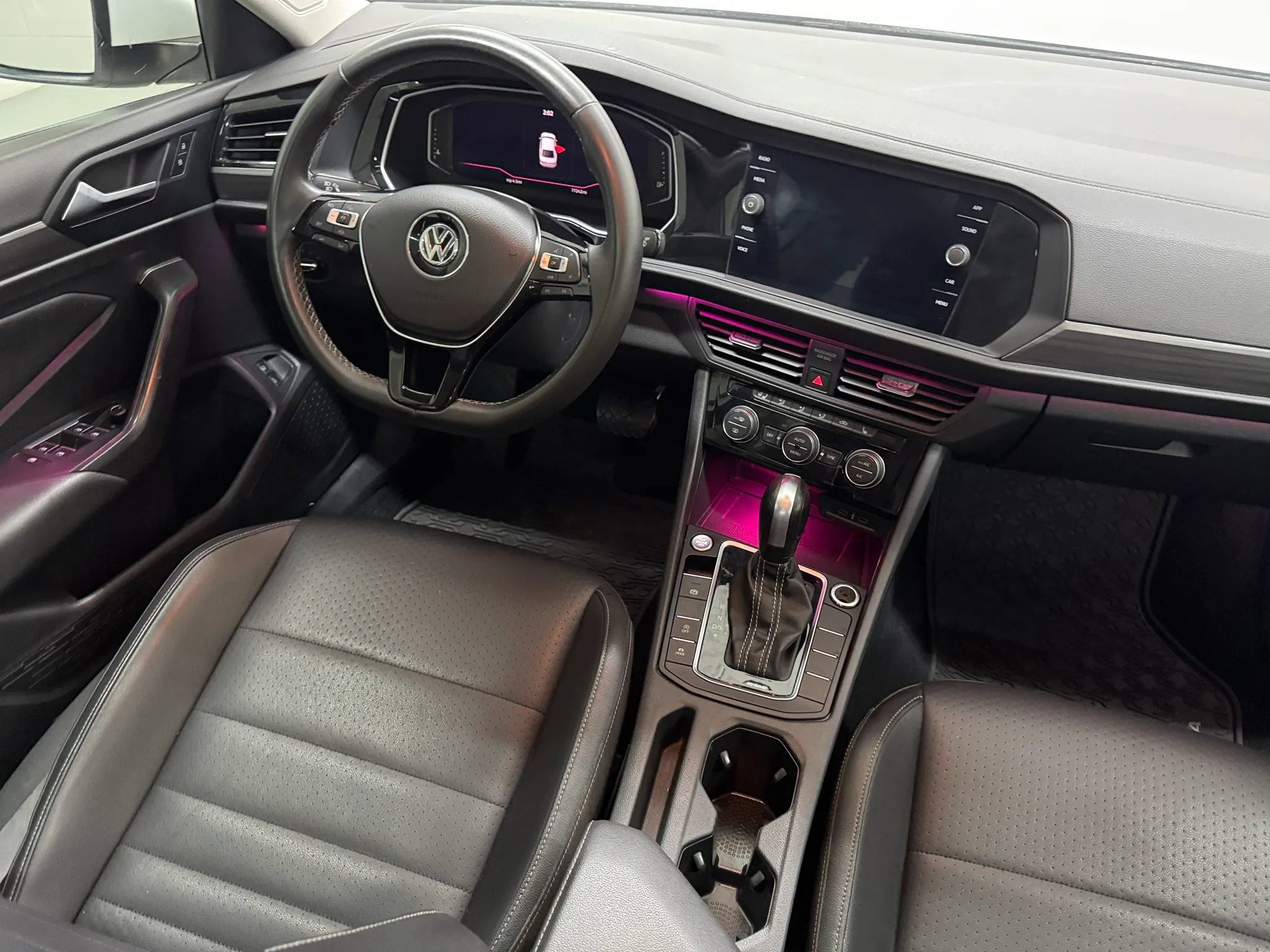 Used 2021 Volkswagen Jetta SEL image 30