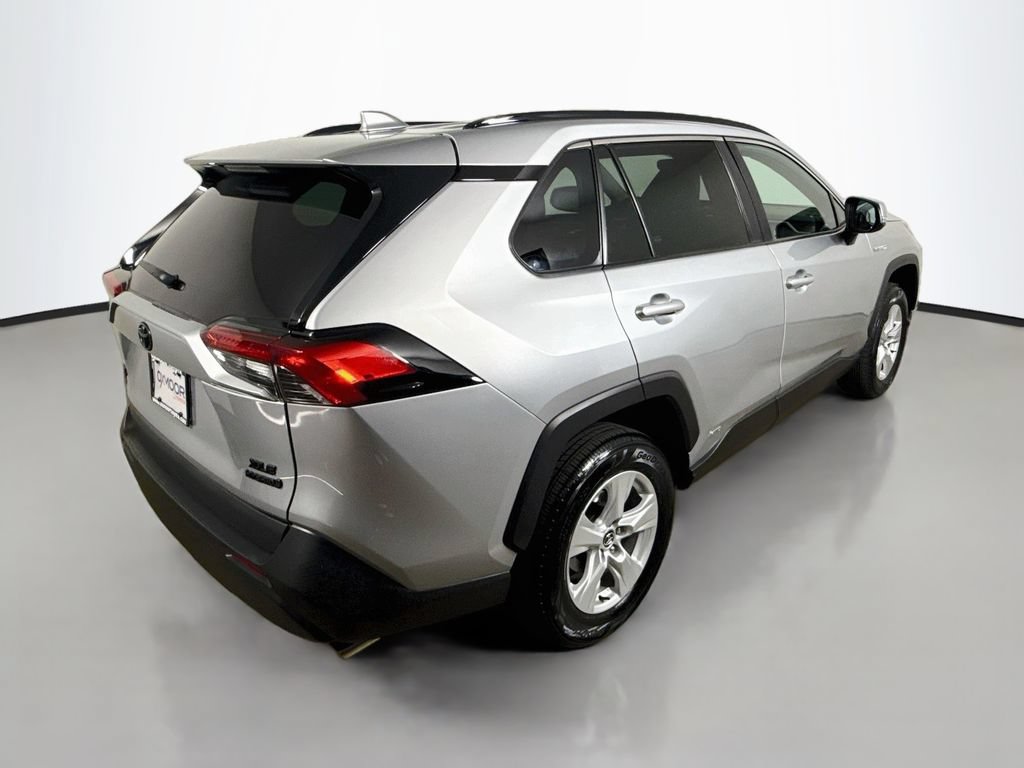 Certified 2020 Toyota RAV4 XLE w/ Convenience Package AWD/4WD image 7