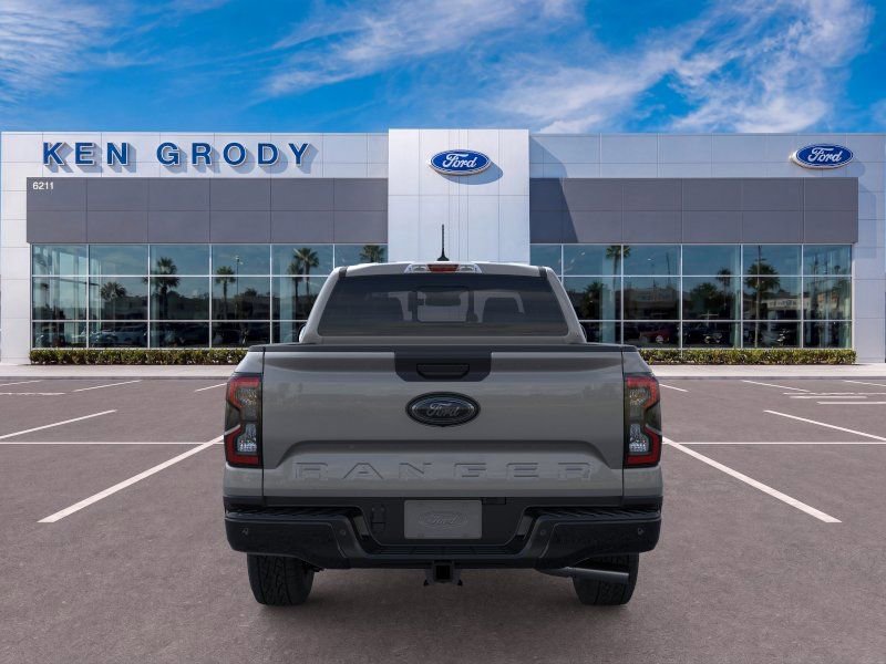 New 2026 Ford Ranger XLT w/ Black Appearance Package AWD/4WD image 7