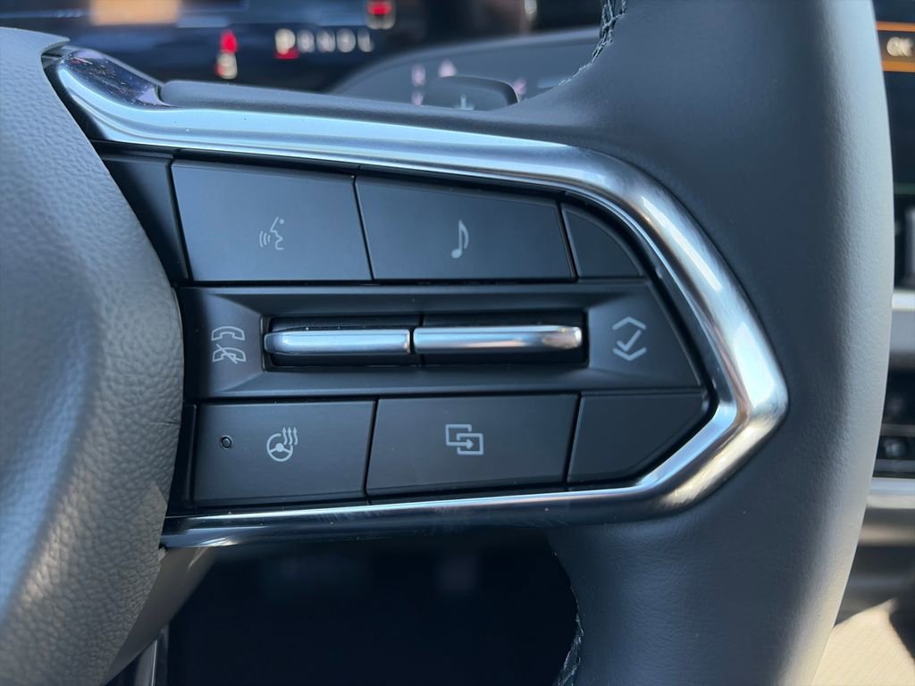 New 2026 Chevrolet Equinox LT w/ Safety and Technology Package AWD/4WD image 12