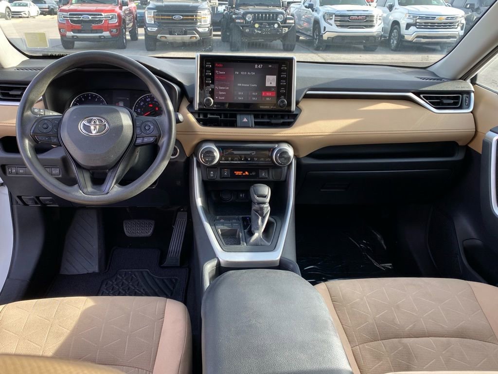 Used 2019 Toyota RAV4 XLE w/ Convenience Package image 28