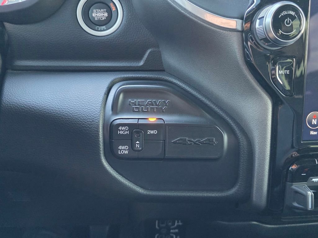 Used 2020 RAM 2500 Laramie image 31