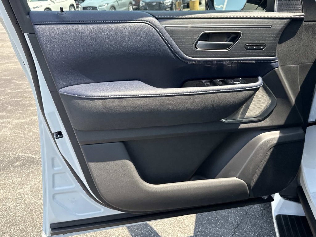 New 2027 INFINITI QX80 Sensory w/ Sport Exterior Package AWD/4WD image 15