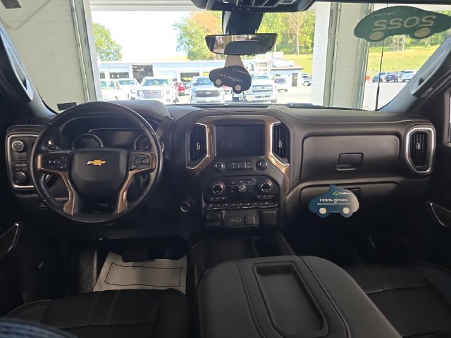 Certified 2022 Chevrolet Silverado 3500 High Country AWD/4WD image 11