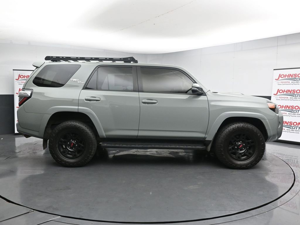 Used 2023 Toyota 4Runner TRD Off-Road Premium w/ Moonroof Package AWD/4WD image 9
