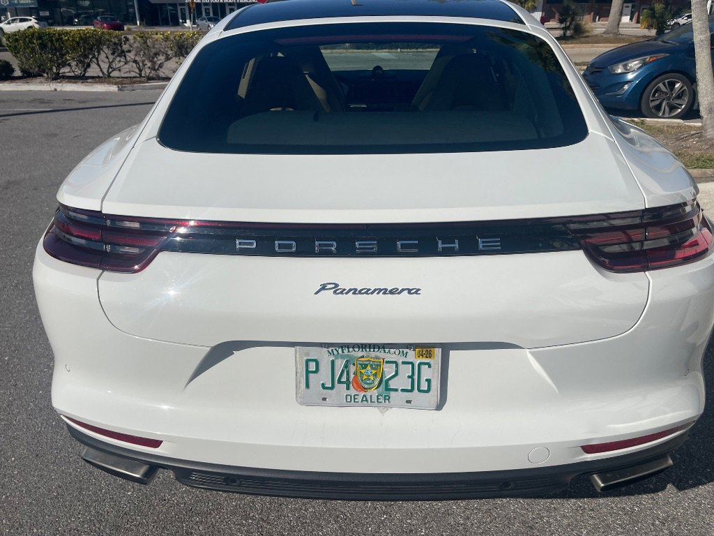 Used 2018 Porsche Panamera image 36