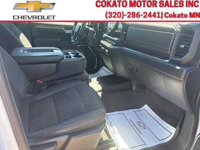 Used 2023 Chevrolet Silverado 1500 LT w/ Z71 Off-Road Package AWD/4WD image 14