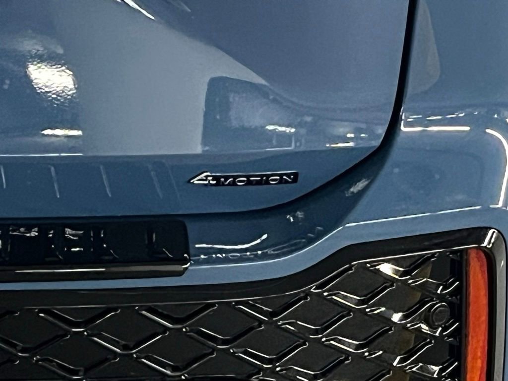 New 2025 Volkswagen Tiguan SE R-Line image 35