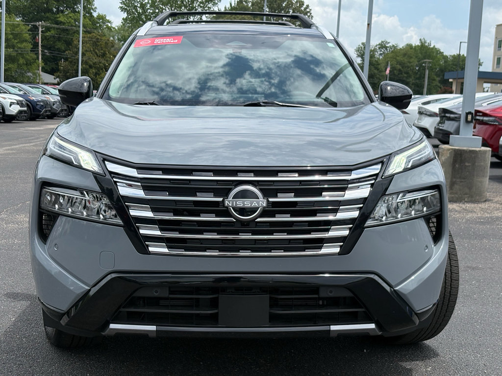 Used 2026 Nissan Rogue Platinum w/ Platinum Premium Package AWD/4WD image 2