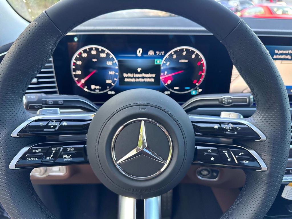 New 2026 Mercedes-Benz GLS 450 4MATIC image 27