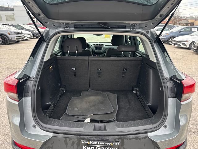 Used 2023 Chevrolet TrailBlazer LS image 14