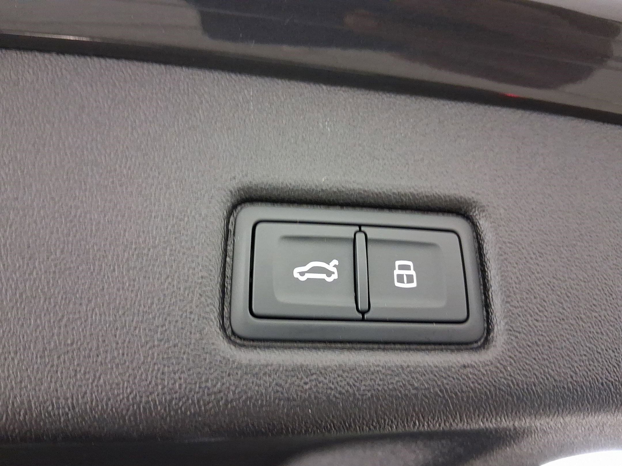 Used 2025 Audi Q5 Premium Plus w/ Premium Plus image 29