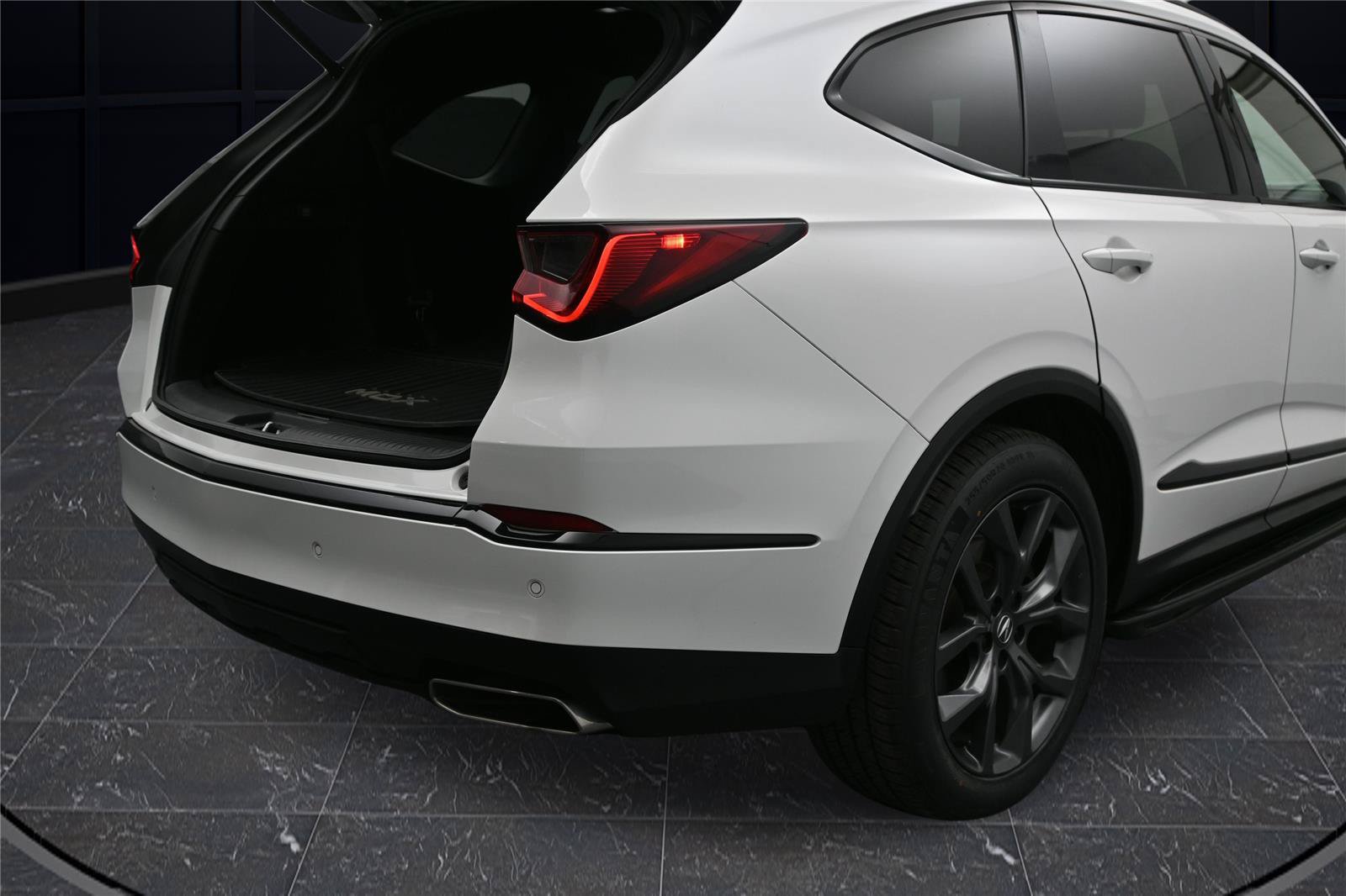 Used 2024 Acura MDX A-Spec AWD/4WD image 11