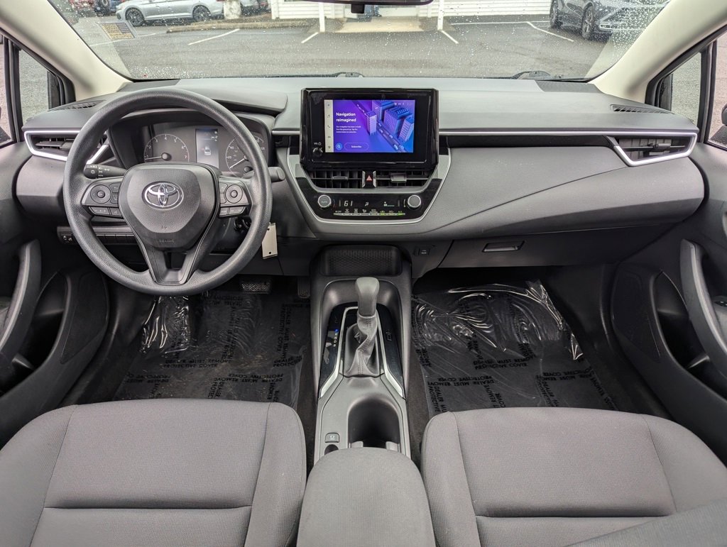 Used 2024 Toyota Corolla LE image 20