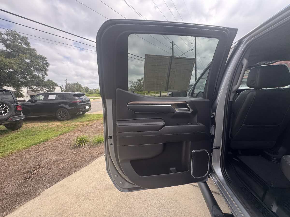 Used 2023 Chevrolet Silverado 1500 RST w/ RST All Star Premium Package AWD/4WD image 27