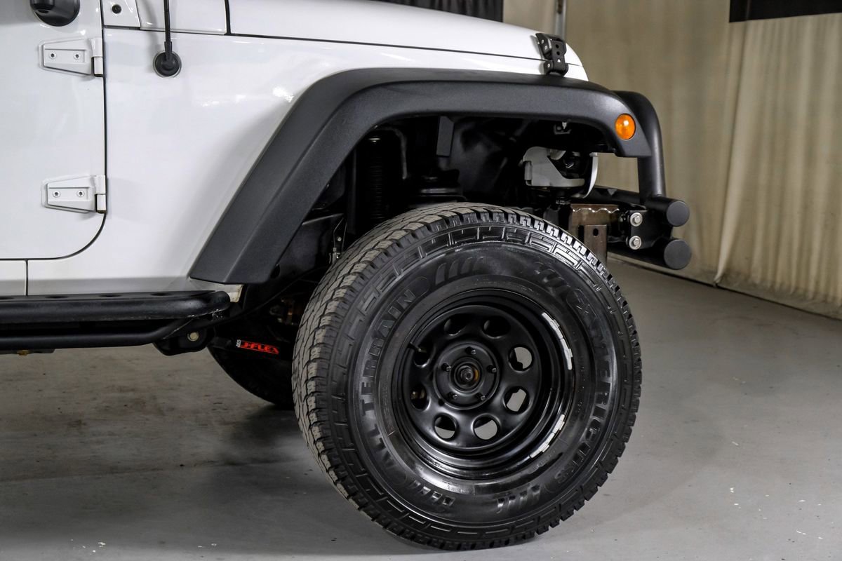 Used 2018 Jeep Wrangler Sport image 7